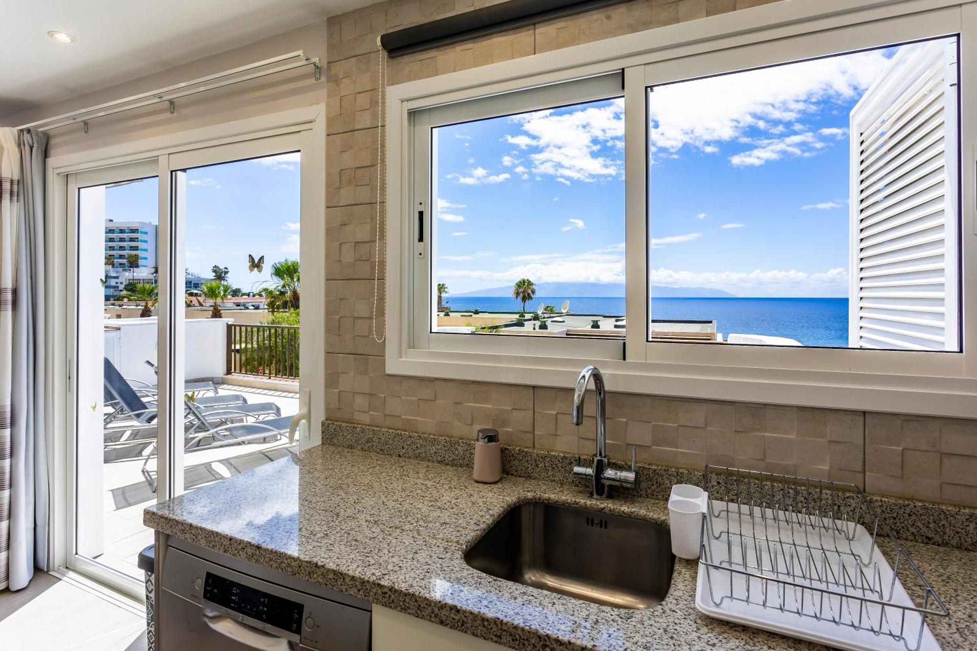 Ocean Panorama - 3 Ac Bedrooms, Private Garage, New Pool, 2 Bathrooms, Tv Channels アカンティラド・デ・ロス・ヒガンテス エクステリア 写真